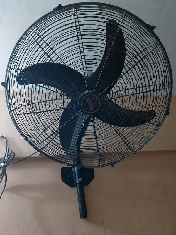 selling Millat wall fan condition 10/10 0