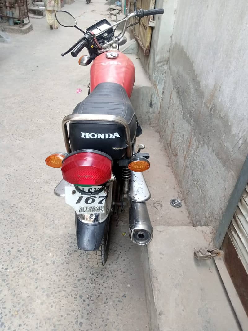 Honda CG 125 2012 8