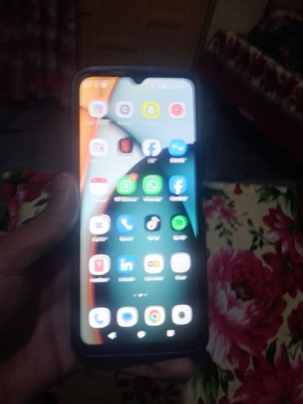 I am sale redmi a3 4/128 urgent sale 03416653881 5