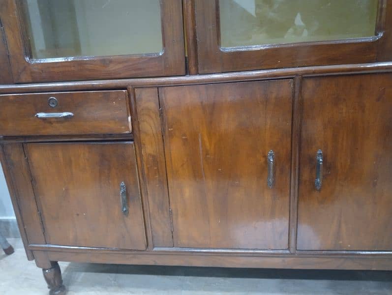 good condition furniture style 4