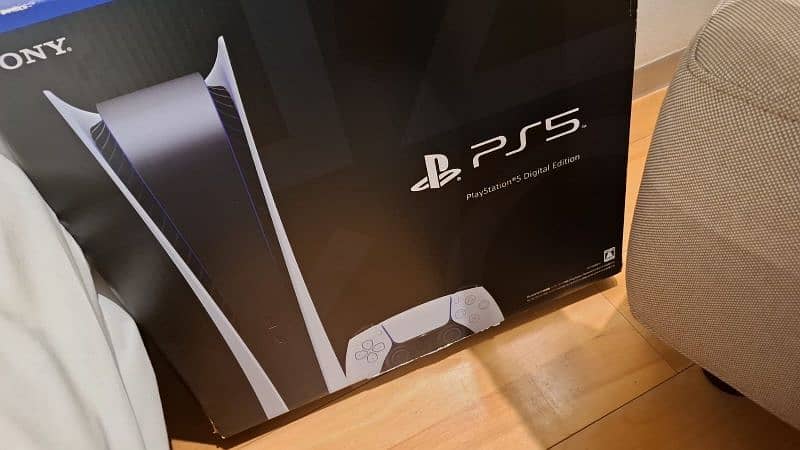 aoa am selling my ps5 digital edition 3