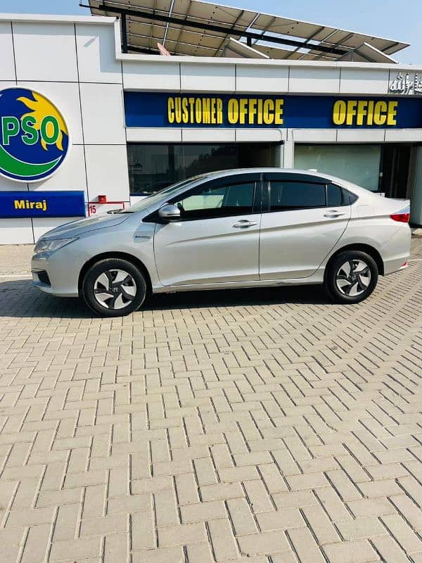 Honda Grace Hybrid 2014/2017 1