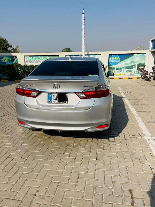 Honda Grace Hybrid 2014/2017 3