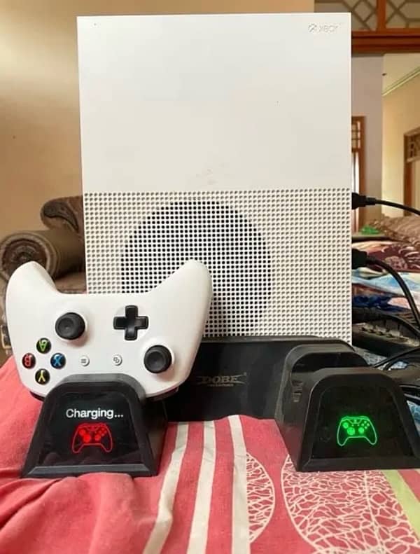 Xbox One S 0