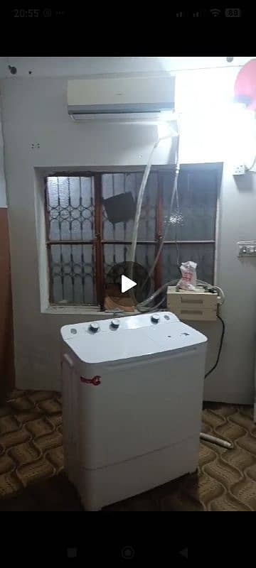 House for rent hawa dar Hain 4 bijli k metar Hain 3 bedroom 2