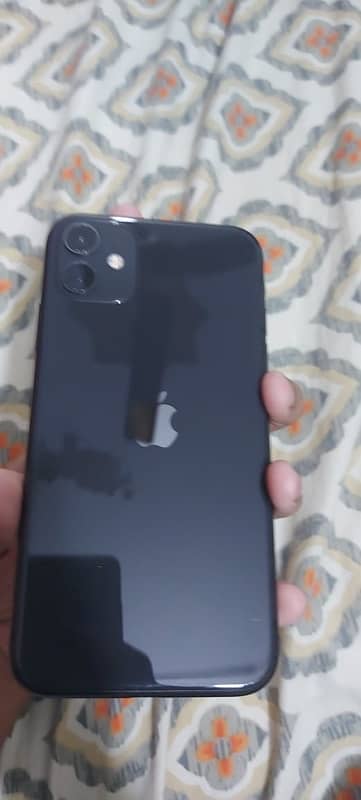 iphone 11 10/10 condition bh75% all ok factory unlock 0