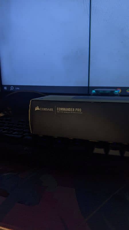 Corsair commander pro rgb fan hub controller 1