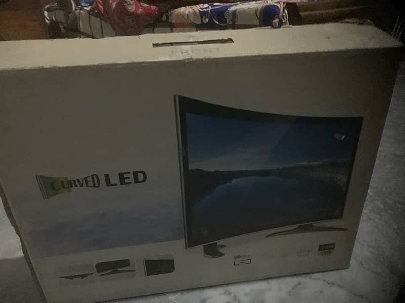 LED 17 inch display 0