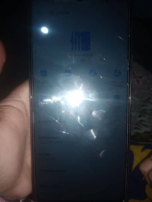 I am seeling my phone Tecno spark 8c 6