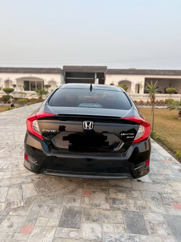 Honda Civic Oriel 2020 6