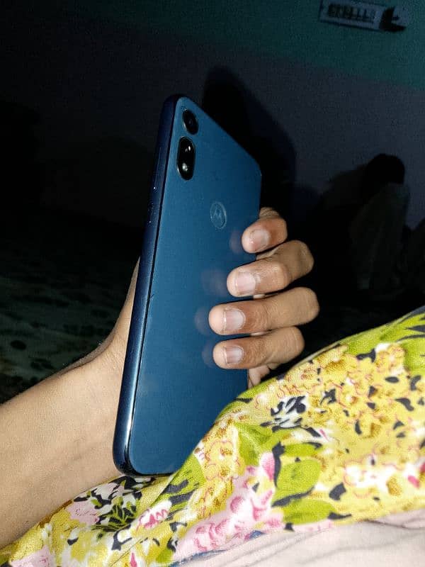 Moto g8 plus pata approved 0