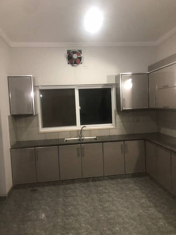 1 kanal upper portion available for rent in uet housing society 6