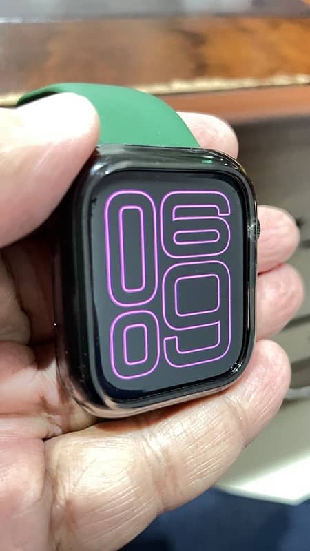 Apple Watch Series 7 LTE 1