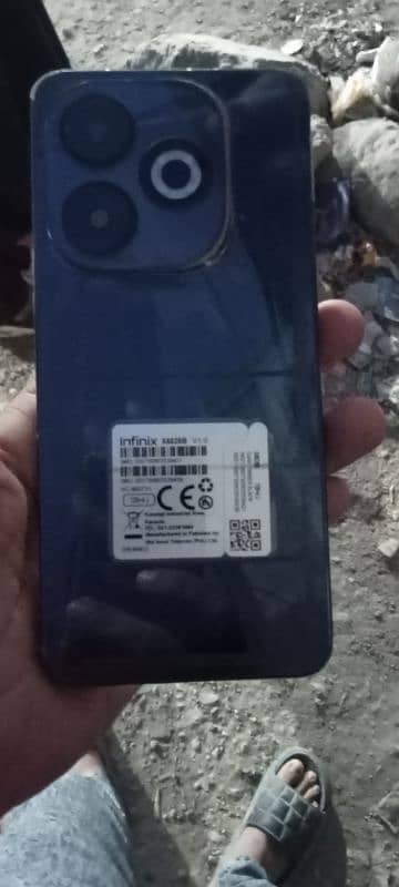 smart8 Pro in 6 month warranty 4+4 ram 128 memery 3