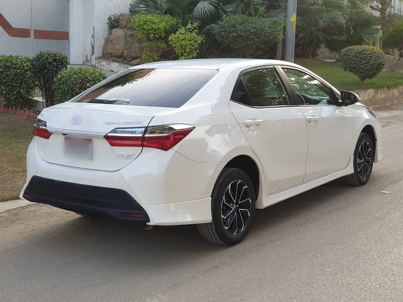 Toyota Corolla Altis 2024 6