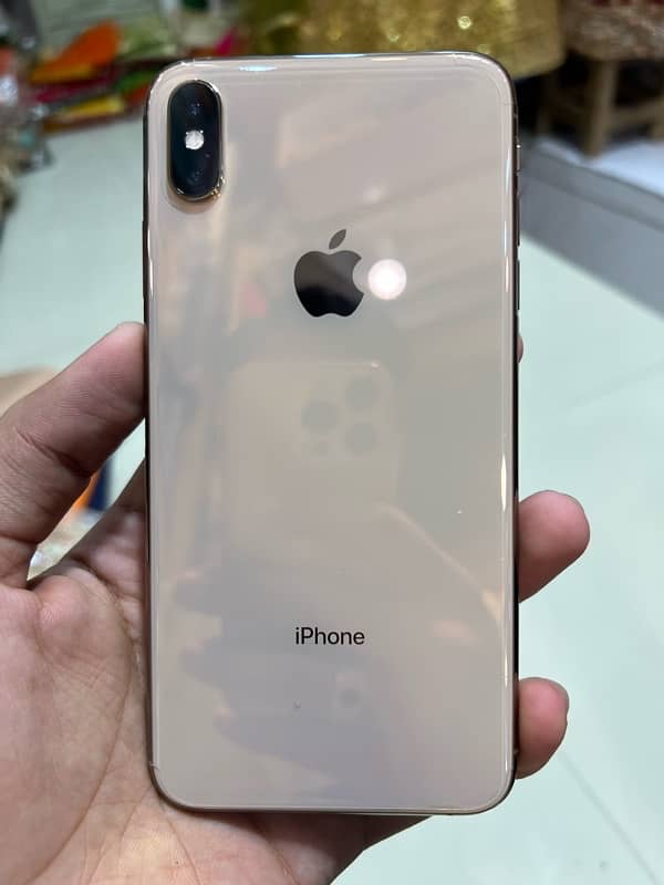 I phone xs max  dual sim pta 64gb 0