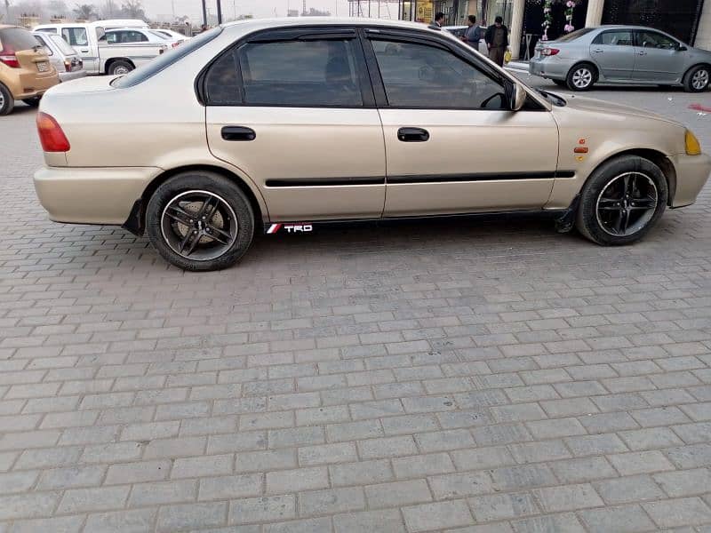 Honda Civic EXi 1999 9