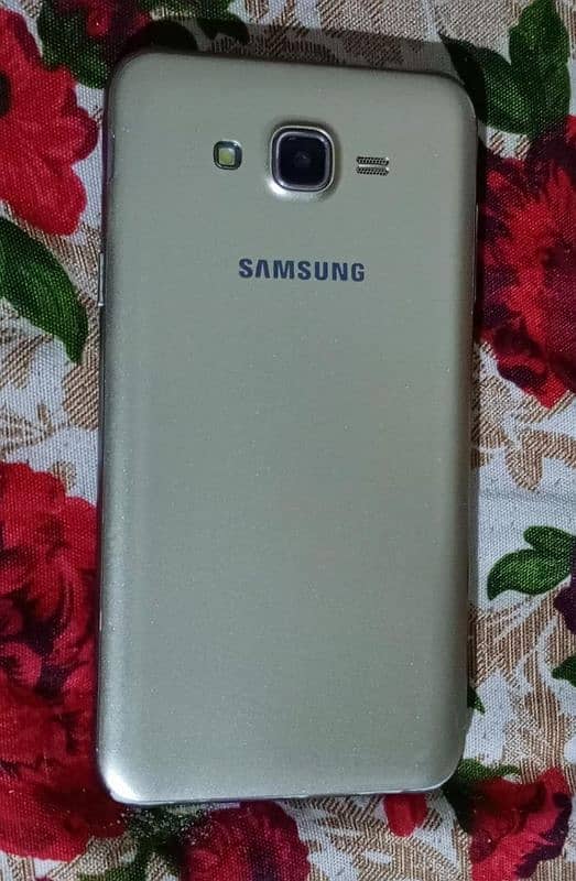 Samsung Galaxy J7 2ram 16memory price 7000 0