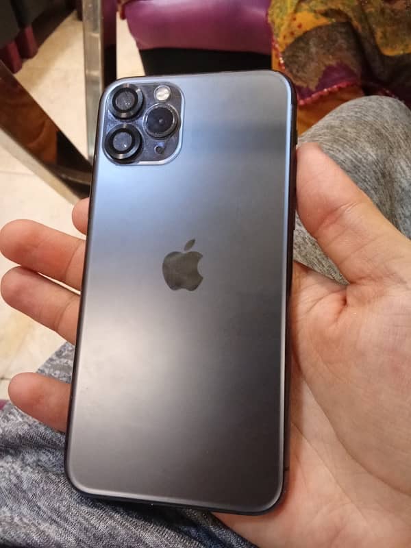 iphone 11 Pro 2