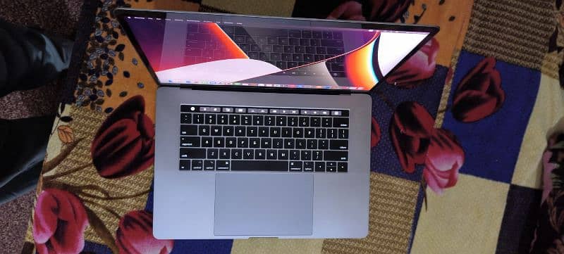 MacBook Pro Core i7  16 Gb 512 GB 16