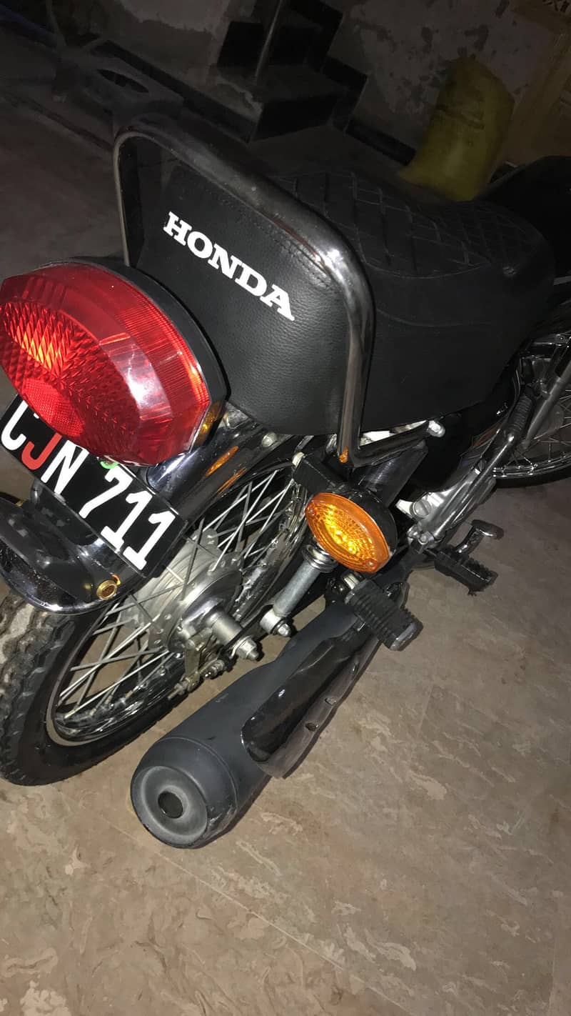 Honda CG 125 2023 total genuine 5