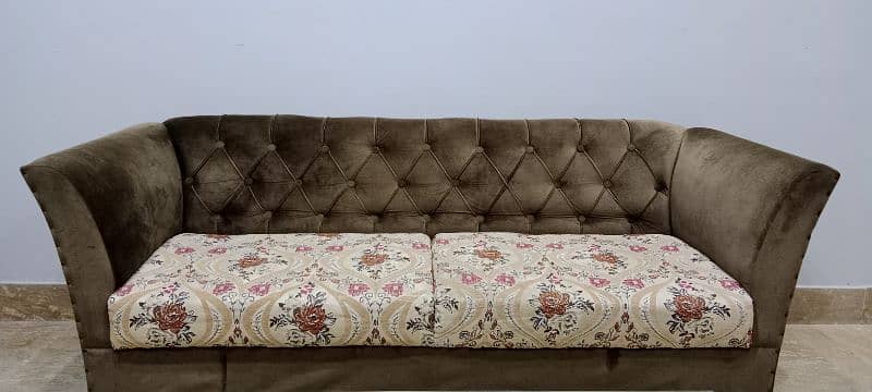 5 seater foam sofa set 0