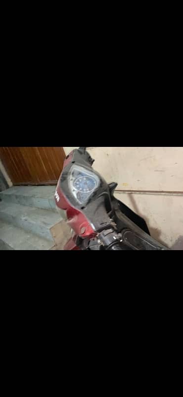 super power ki hai ye scooter hai 0