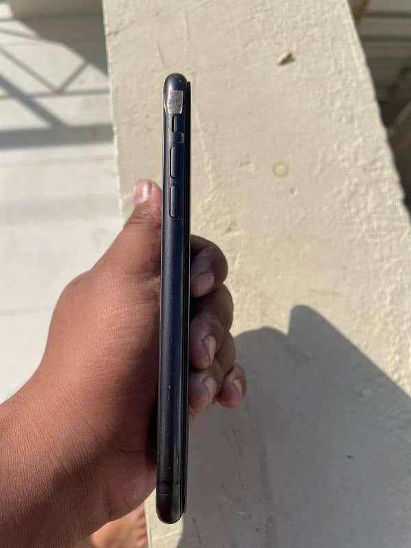 IPhone 11 FU 64 GB 3