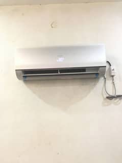 Haier Ac 1ton dc inverter brand new condition