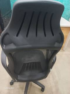 Very good condition and not damaged at all