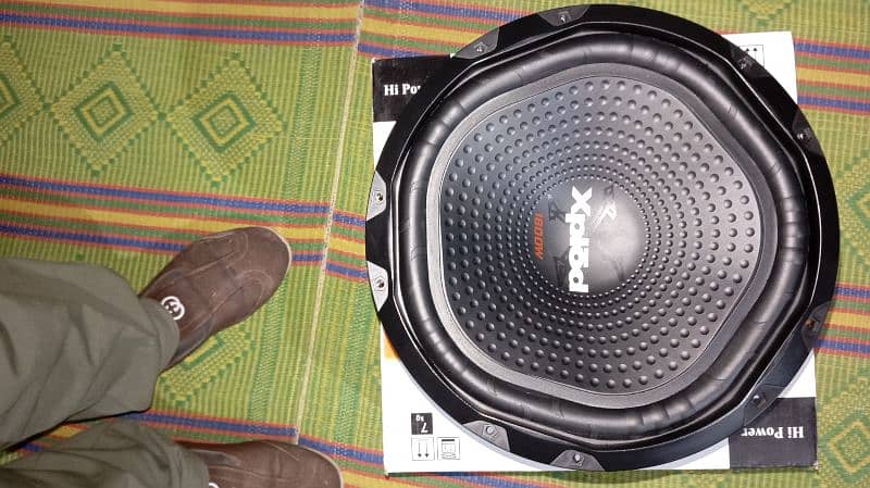 sony subwoofer in car 1