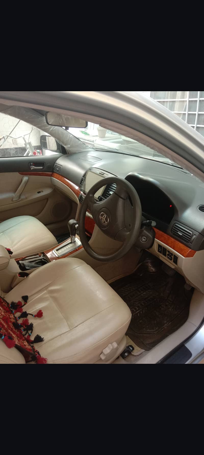 Toyota Premio 2006. model register 2009  Khi full new car as 0 1500 cc 2