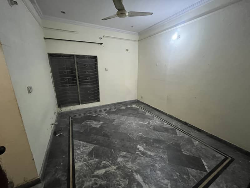 5 Marla Good Condition Upper Portion For Rent In Wapda town phase 1. 3