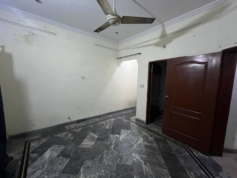 5 Marla Good Condition Upper Portion For Rent In Wapda town phase 1. 4