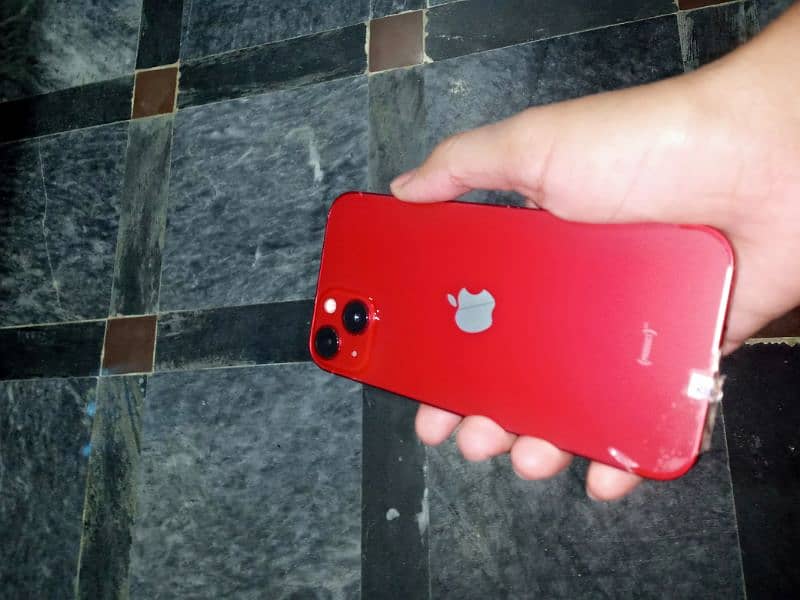 i phone 13 4