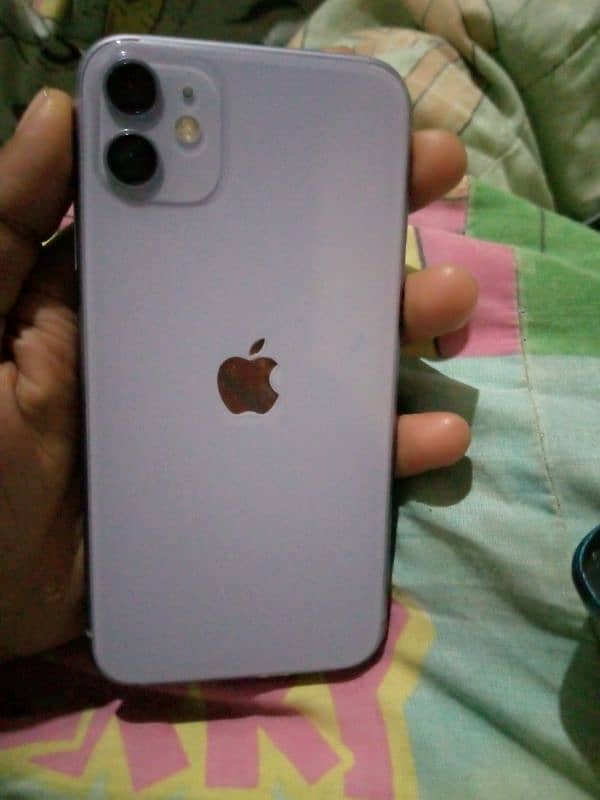 iPhone 11 10/10 only1 month used 46k waterpack 1