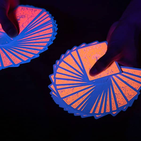 Fluorescent Playing Cards by MPC 3