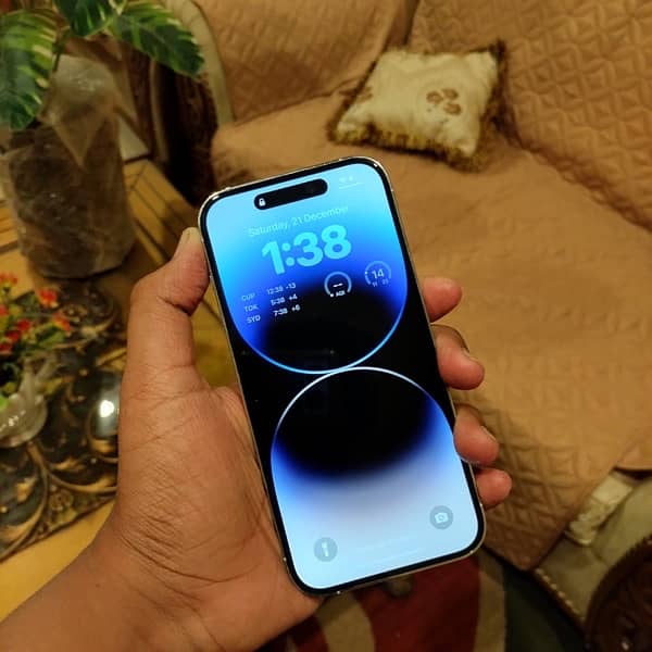 iphone 14 pro factory unlocked 128gb 10/10 3