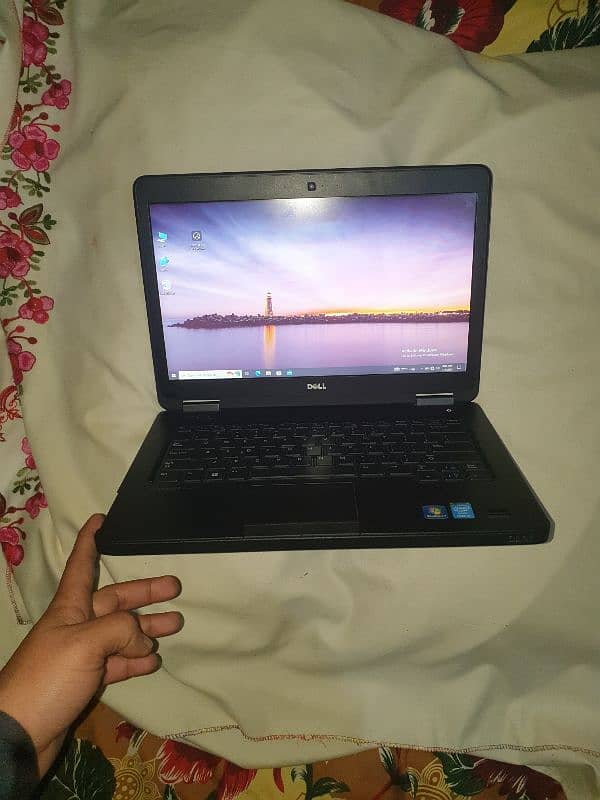 Dell Laptop Cori i5 4th Generation 13