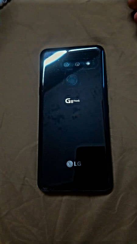 lg g8 6/128 1