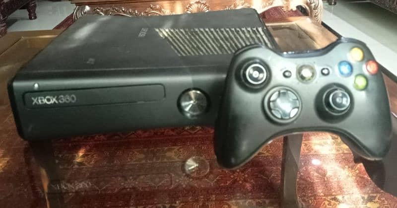 X BOX 360 ALL GAMES INSTALLED JV UNLOCKED WITH ONE WIRELESS CONTROLLER 2