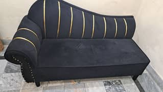 3 seater Dewan Lush Condition going cheap