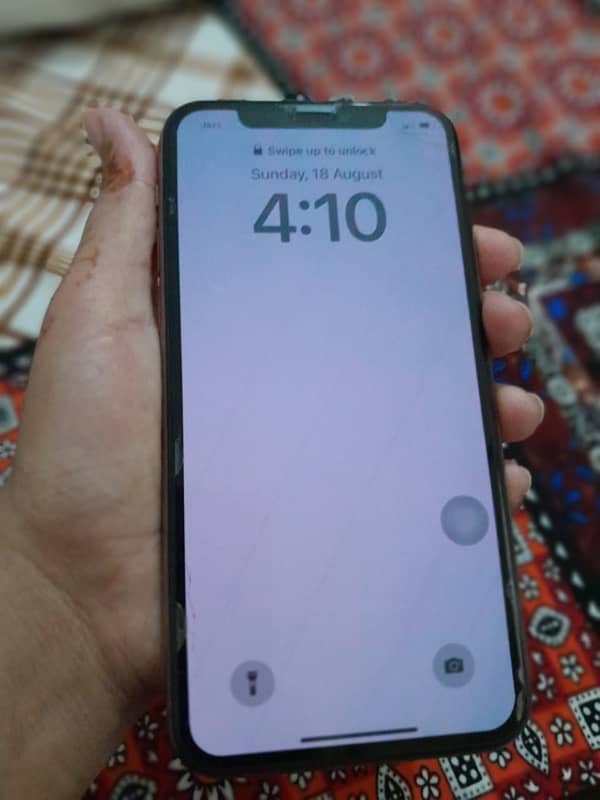 I phone 11 Pro 256 Gb official pta appoverd 4