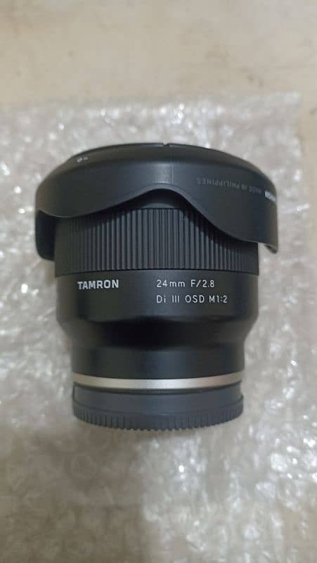 Sony FE  Mount Tamron 24mm f2.8 with Box in Awesome condition 1