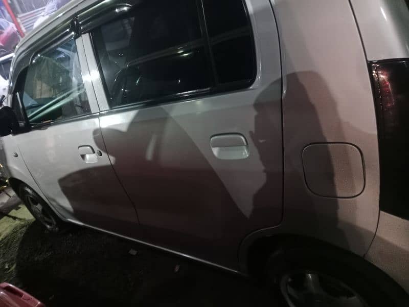 Suzuki Wagon R 2016 5