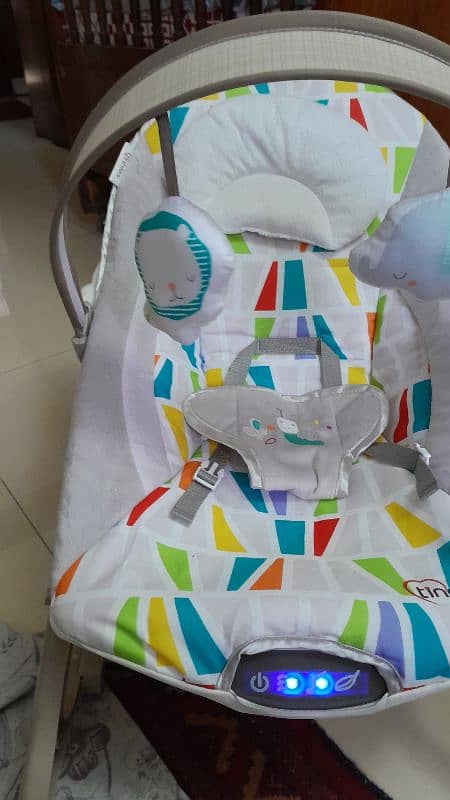 baby bouncer  with music and vibration 0