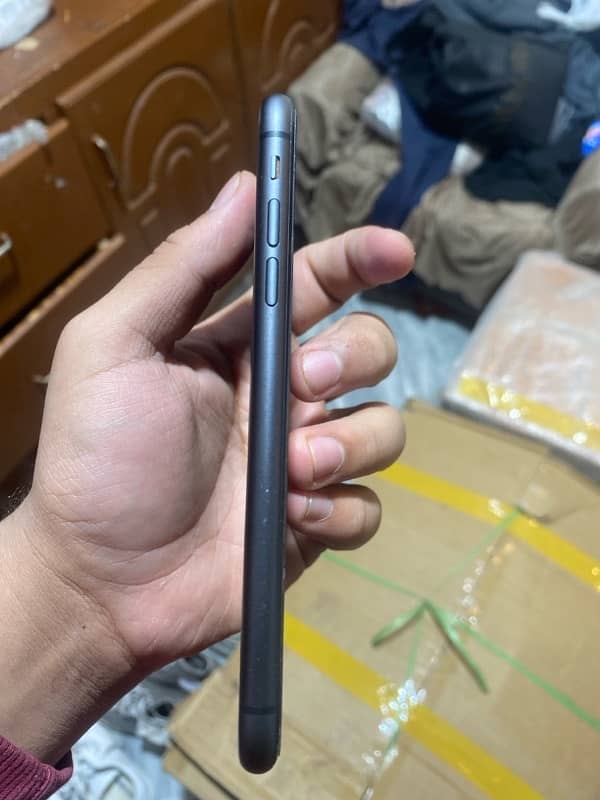 Iphone 11 PTA APPROVED DUAL PHYSICAL 3