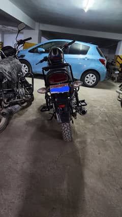 Suzuki Gs 150 converted into Gs150se