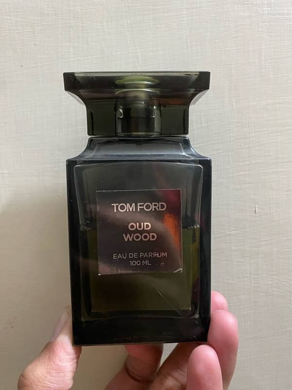 Tom Ford Oud Wood 100ml [50% left] 3