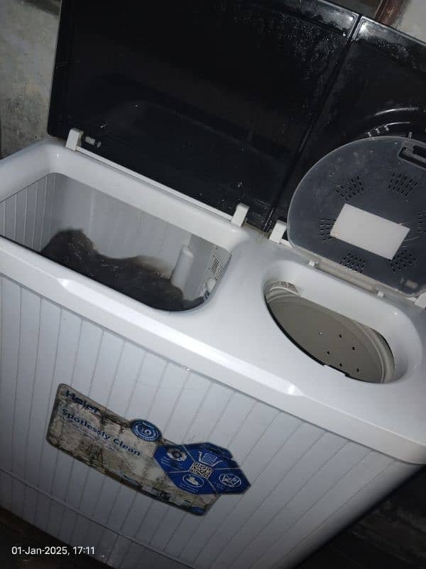 twin tub Haier one year used washing machine 6